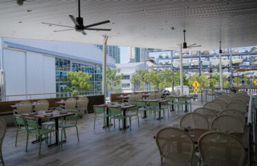 Bayshore Club Bar & Grill